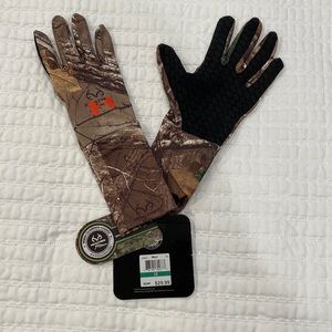 Under Armour men’s gloves - Lg - NWT